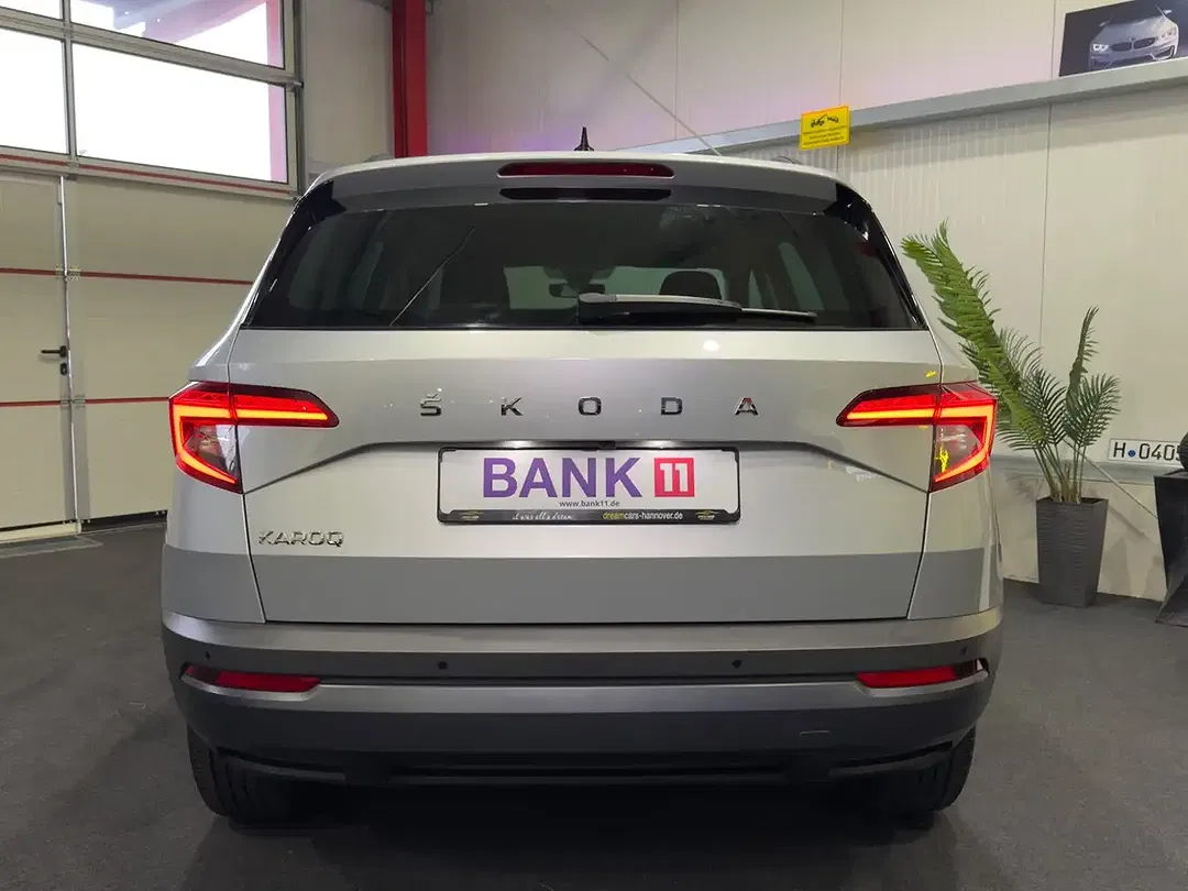 Skoda Karoq - Thumbnail 5