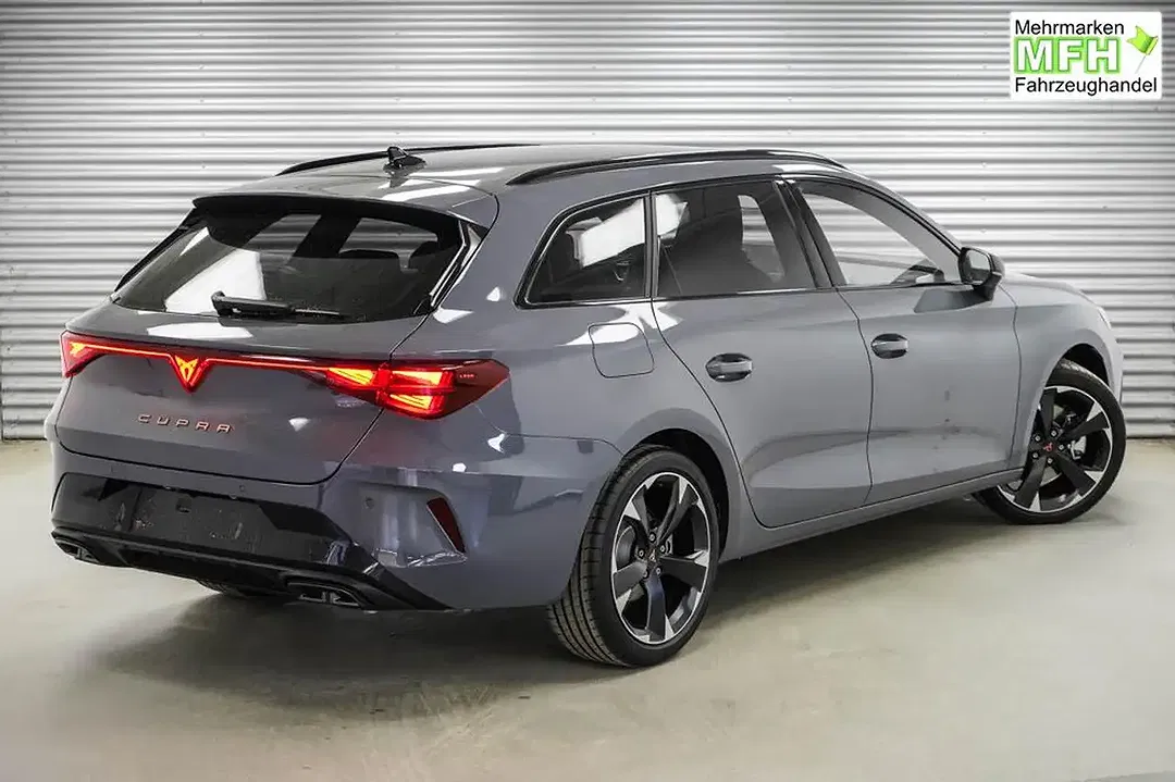 CUPRA Leon - Thumbnail 3