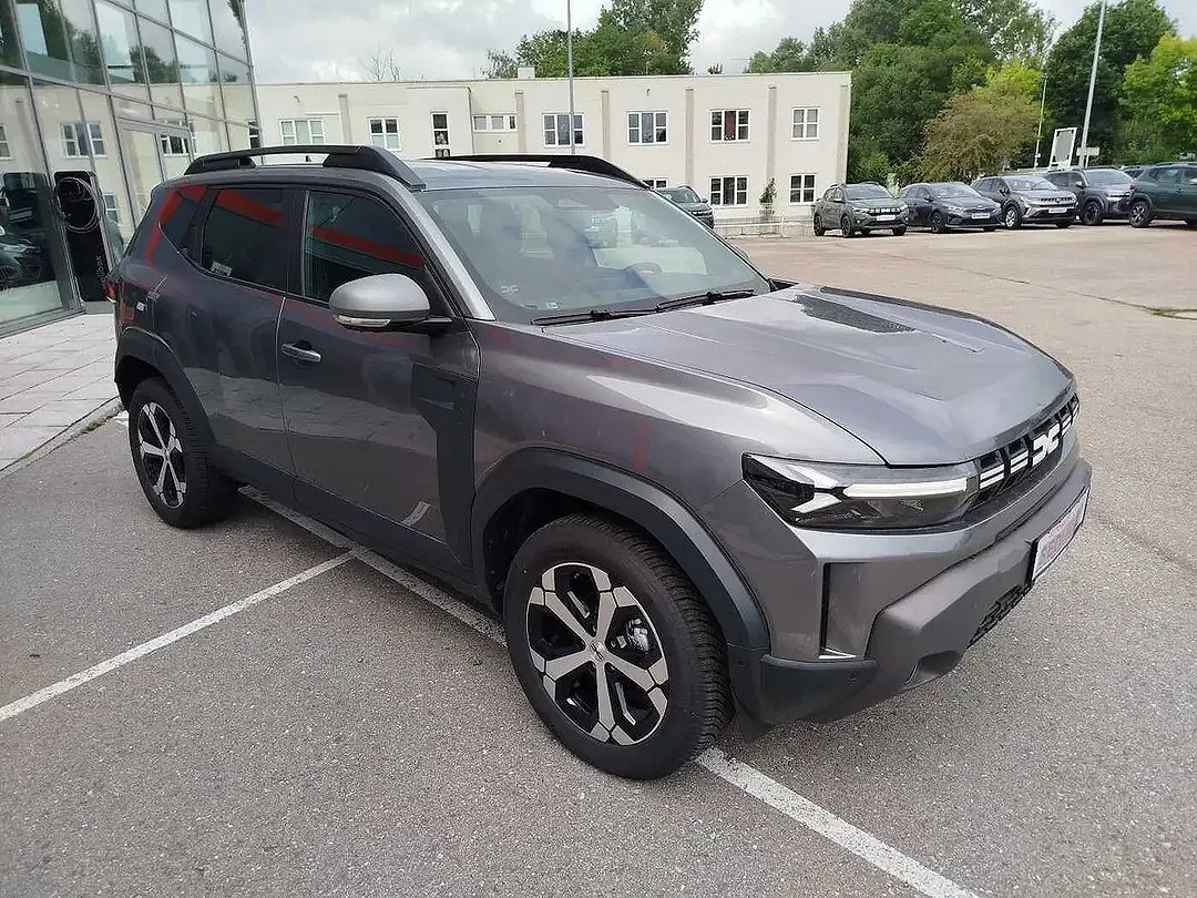Dacia Duster - Thumbnail 3
