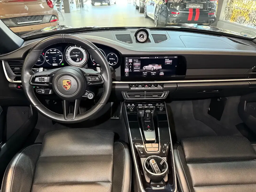 Porsche 911 - Thumbnail 12