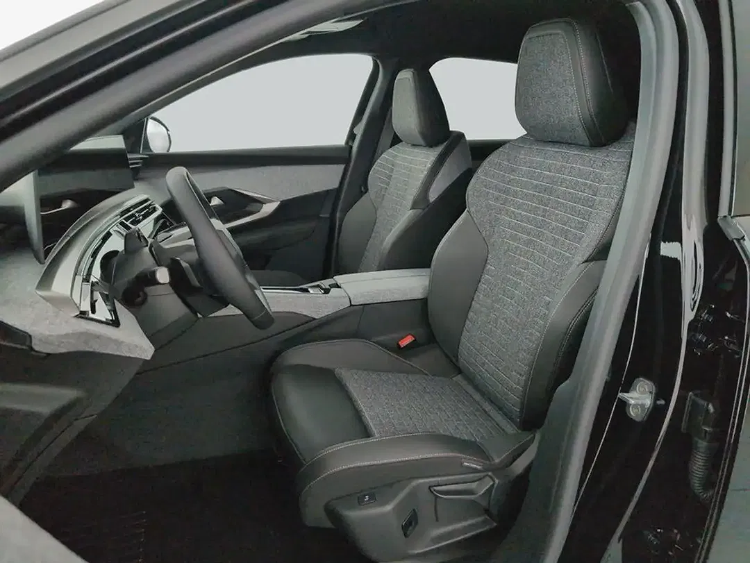 Peugeot 3008 - Thumbnail 8