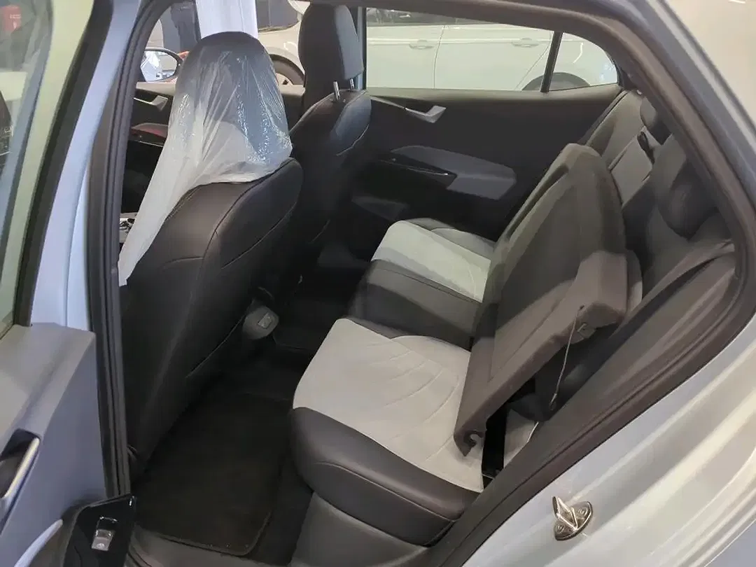 Volkswagen ID.3 - Thumbnail 8