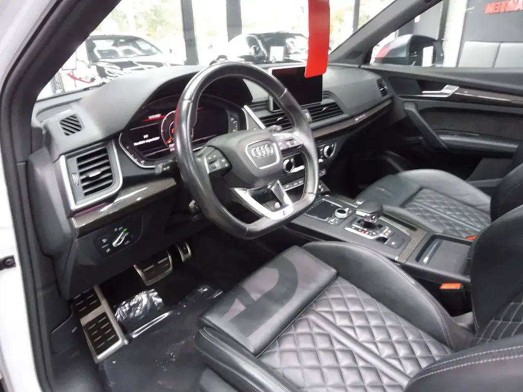 Audi SQ5 - Thumbnail 11