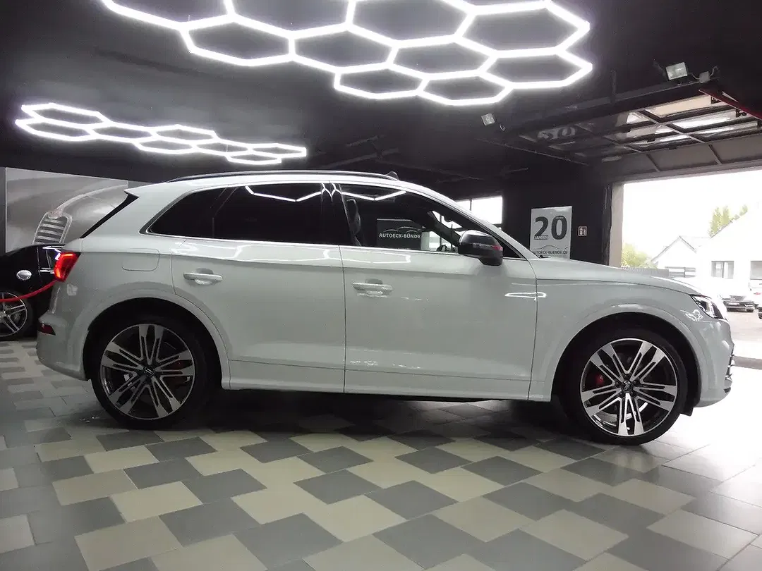 Audi SQ5 - Thumbnail 5