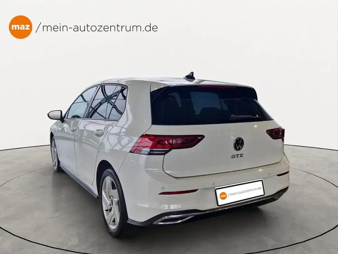 Volkswagen Golf - Thumbnail 4