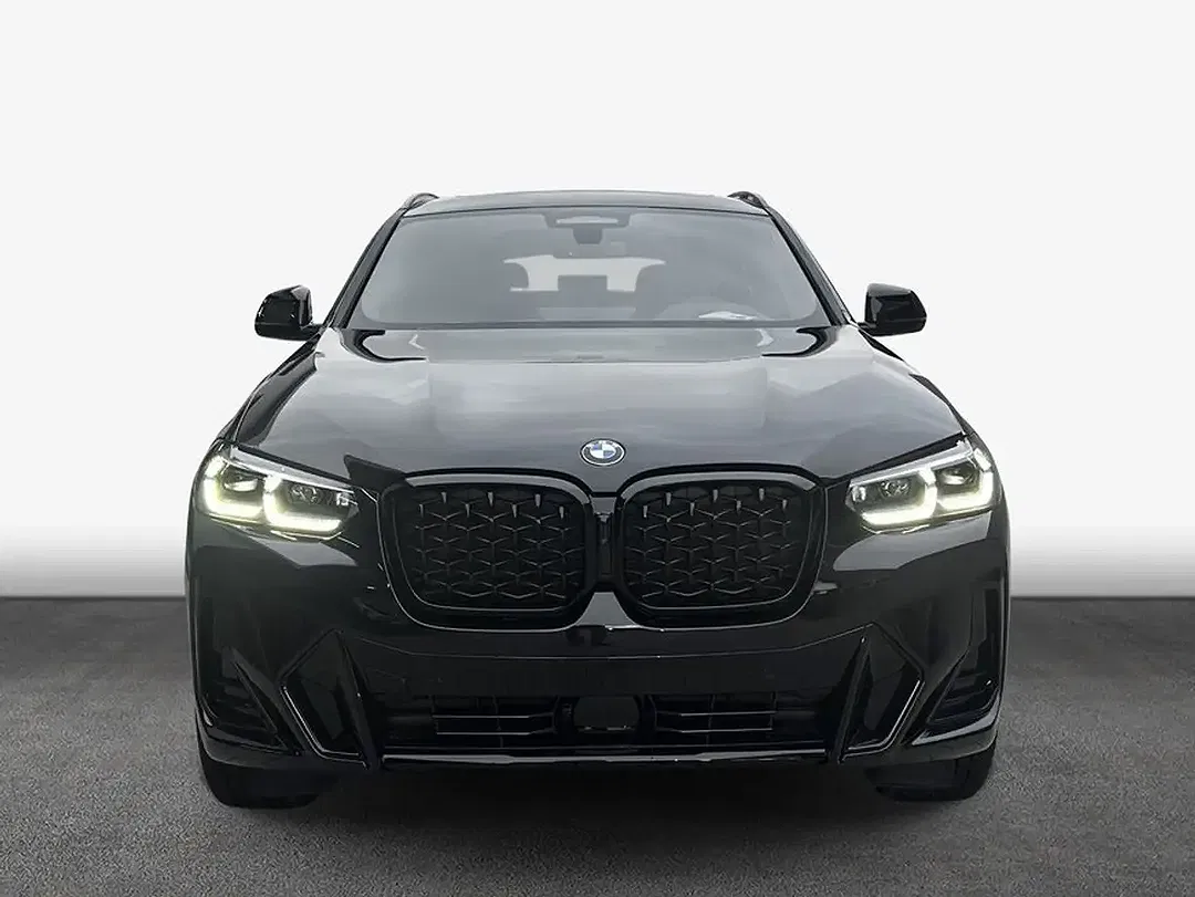 BMW X4 - Thumbnail 3