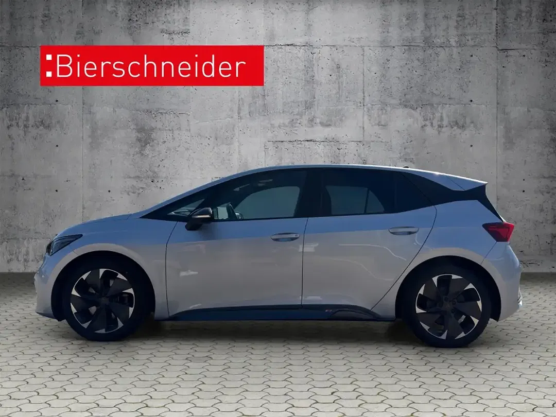 CUPRA Born - Thumbnail 3