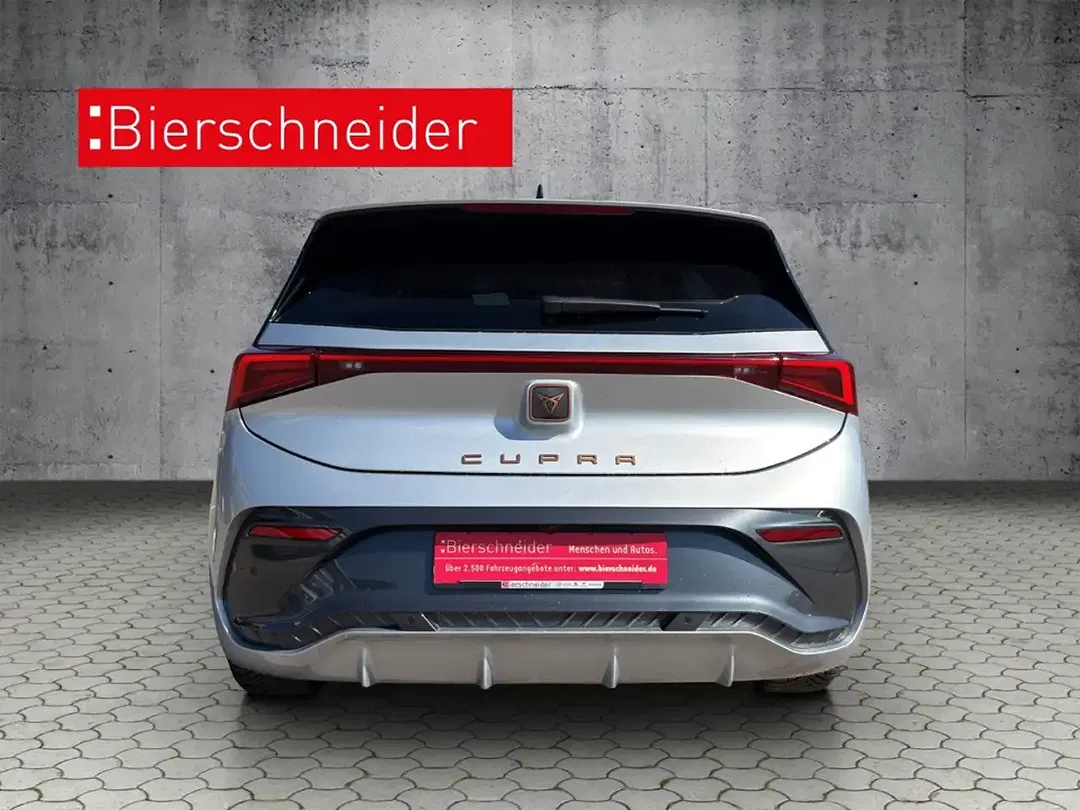 CUPRA Born - Thumbnail 4