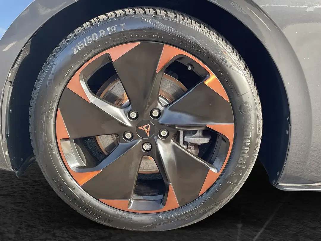 CUPRA Born - Thumbnail 5