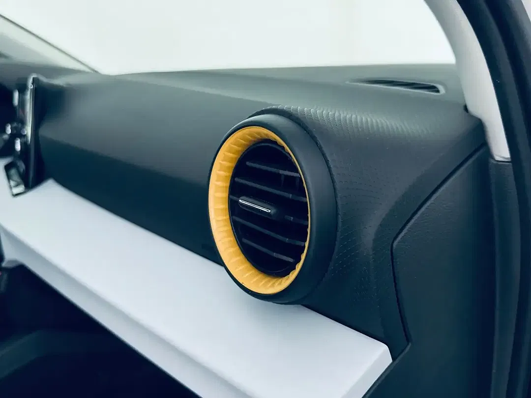 SEAT Arona - Thumbnail 4
