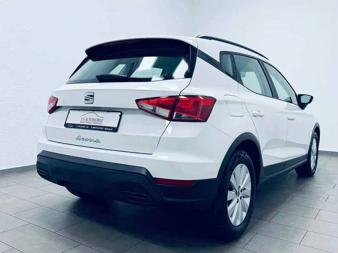SEAT Arona - Thumbnail 6