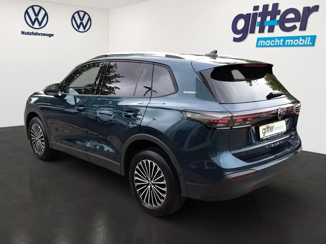 Volkswagen Tiguan - Thumbnail 4