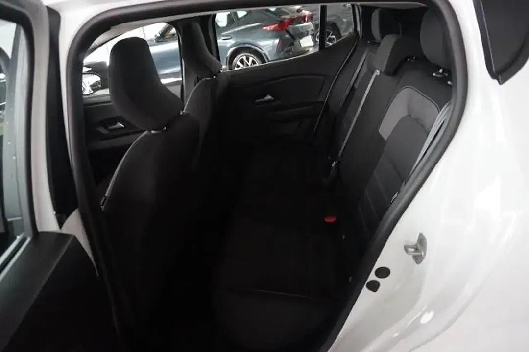 Dacia Sandero - Thumbnail 6