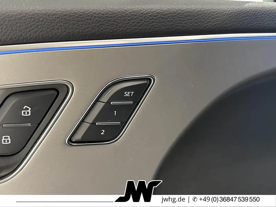 Audi Q7 - Thumbnail 11