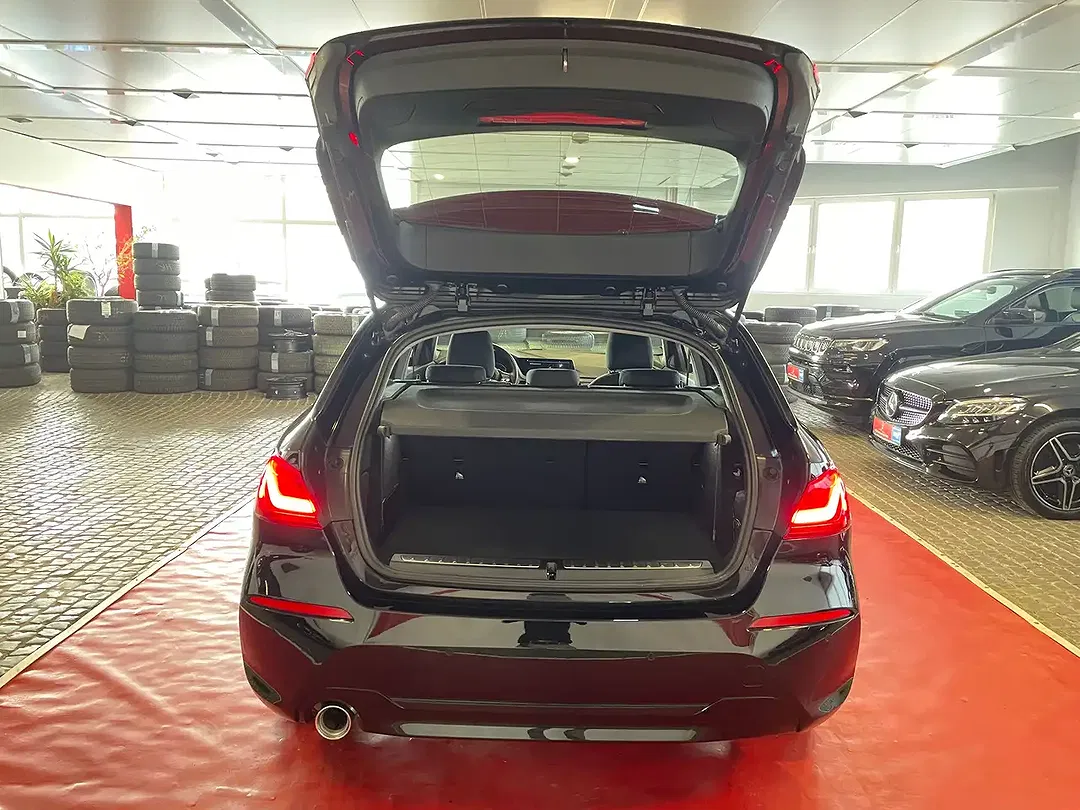BMW 116 - Thumbnail 5