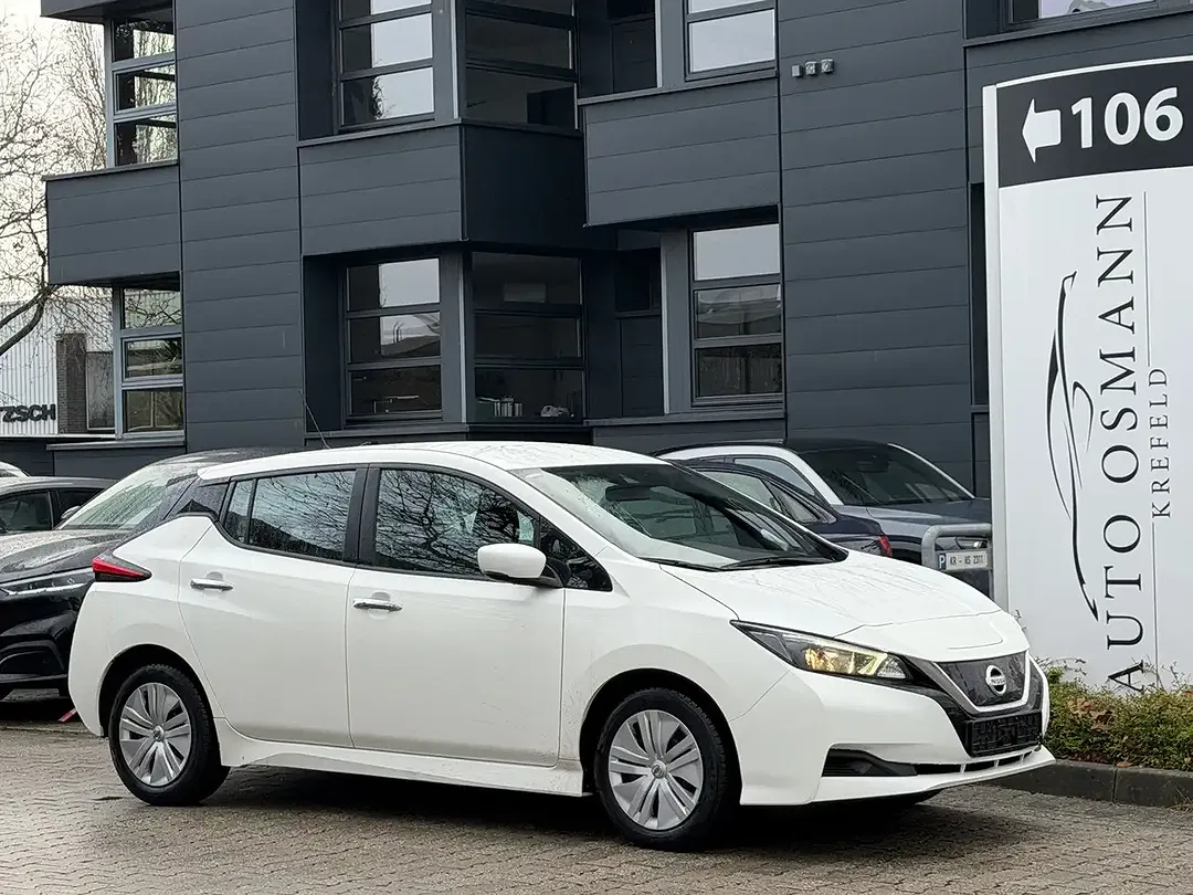 Nissan Leaf - foto 1