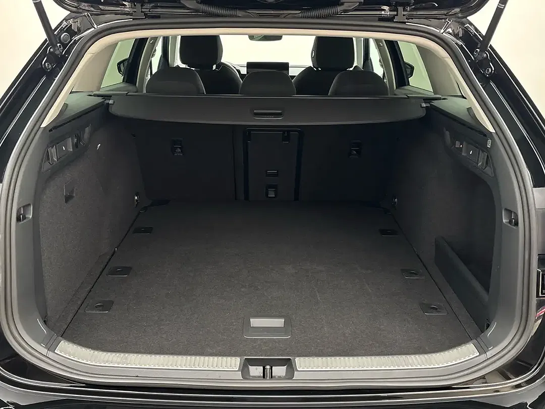 Skoda Superb - Thumbnail 12