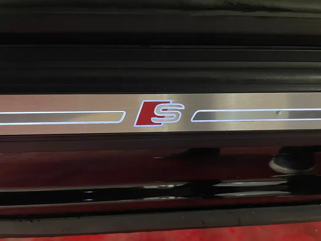 Audi SQ5 - Thumbnail 6