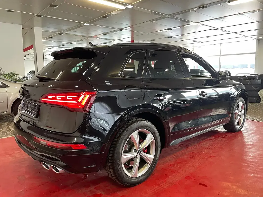 Audi SQ5 - Thumbnail 4