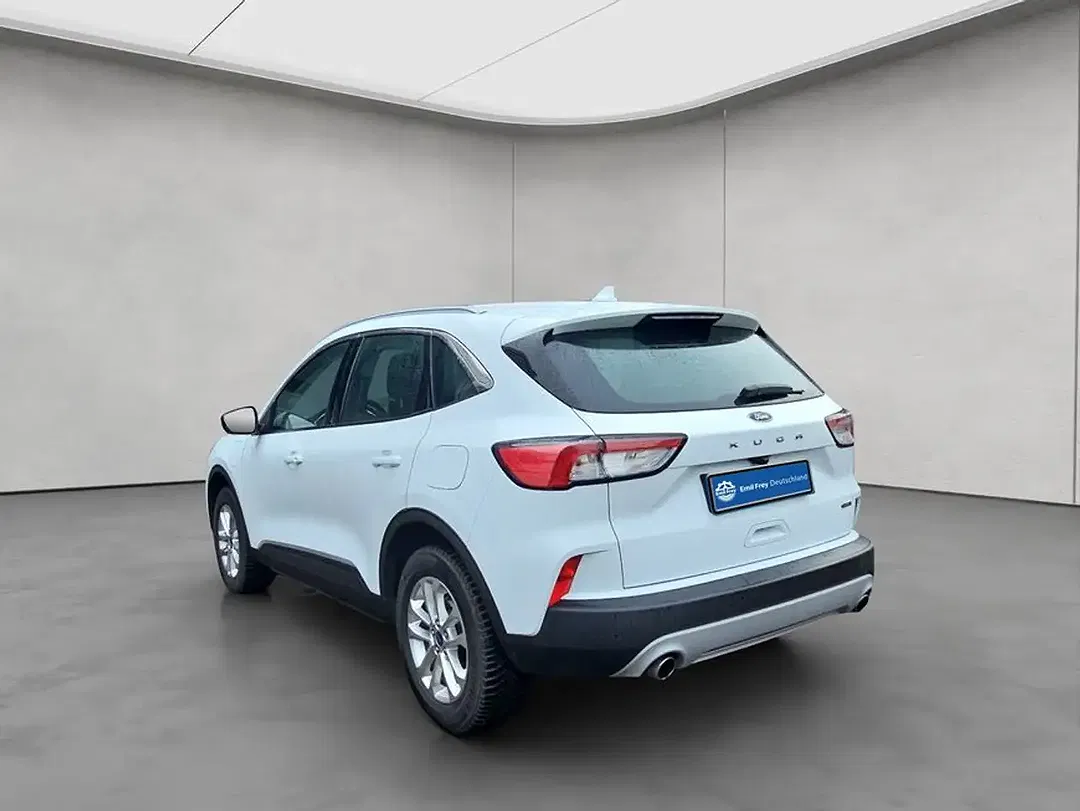 Ford Kuga - Thumbnail 3