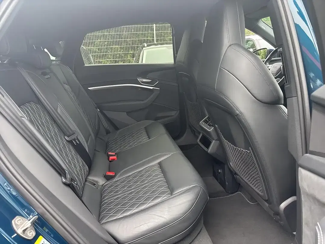 Audi e-tron 55 Sportback S line - foto 8