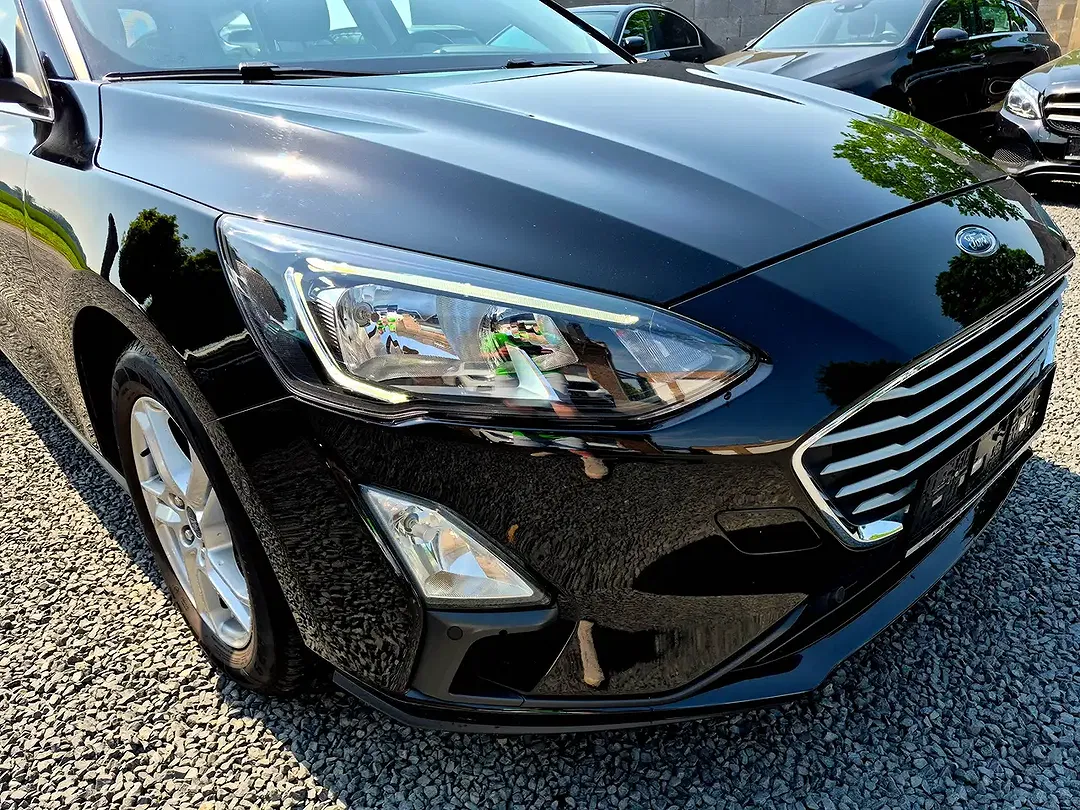 Ford Focus - Thumbnail 10