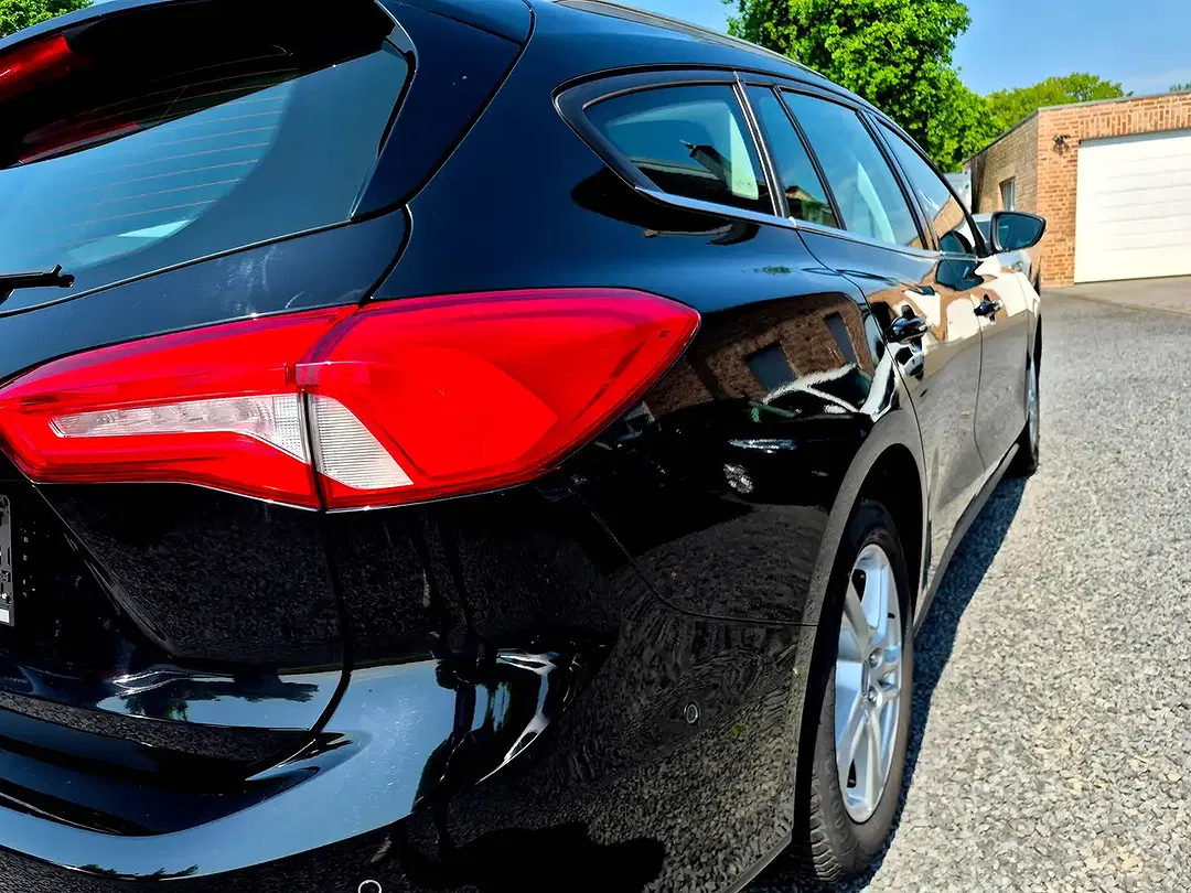 Ford Focus - Thumbnail 7