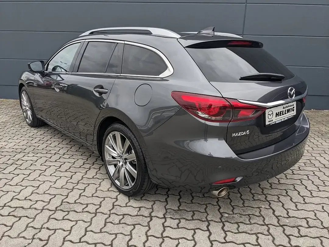 Mazda 6 - Thumbnail 3