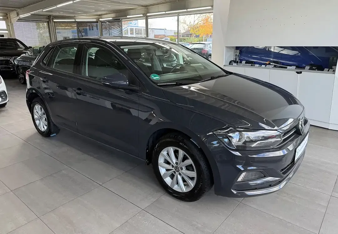 Volkswagen Polo Comfortline - foto 1