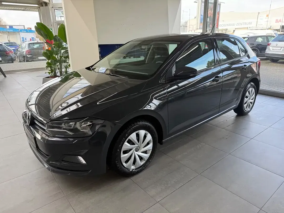 Volkswagen Polo - Thumbnail 11
