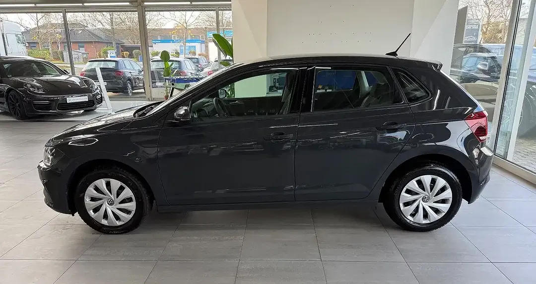Volkswagen Polo - Thumbnail 12