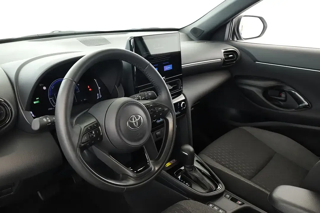 Toyota Yaris Cross - Thumbnail 11
