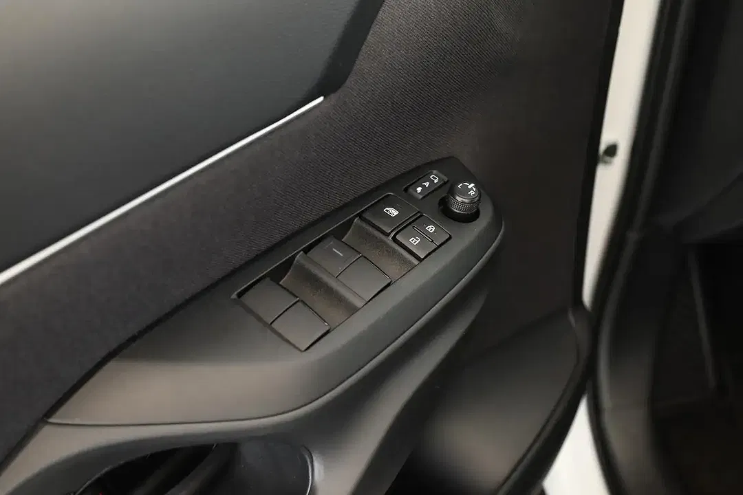 Toyota Yaris Cross - Thumbnail 12