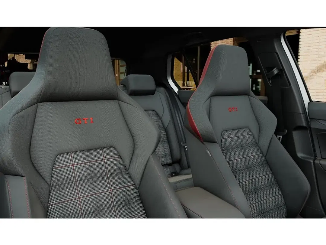 Volkswagen Golf GTI - Thumbnail 10