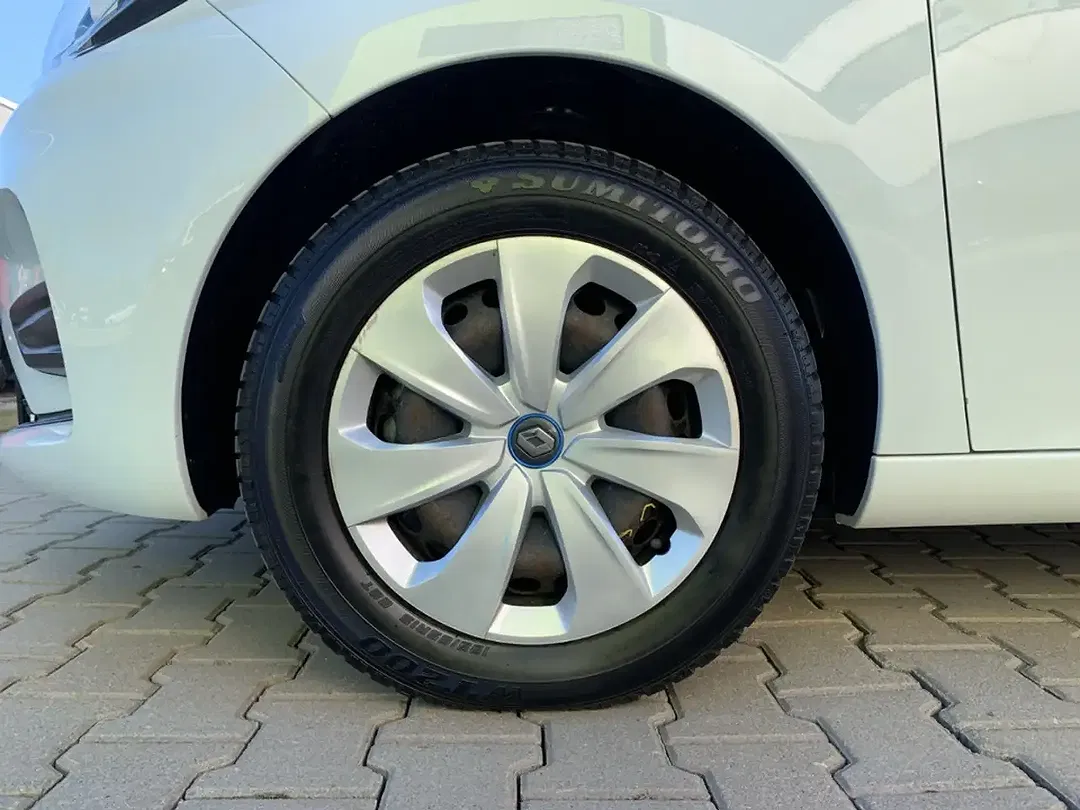 Renault ZOE - Thumbnail 13