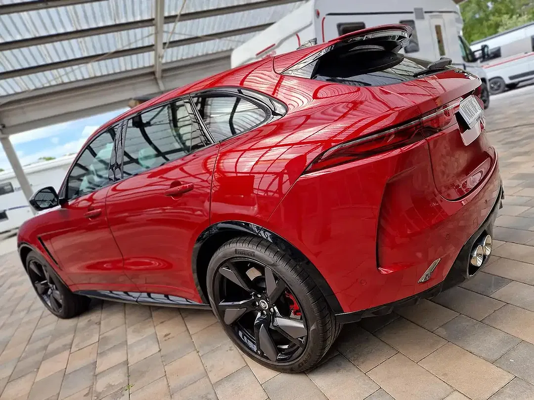 Jaguar F-Pace - Thumbnail 10
