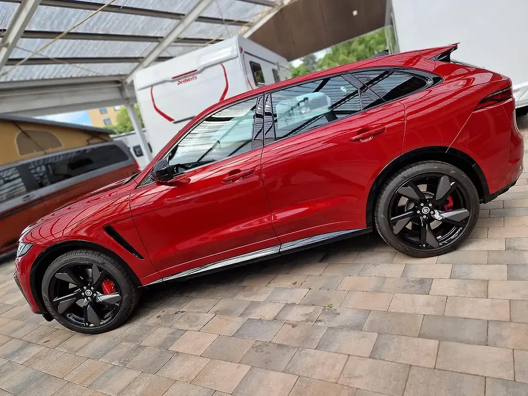 Jaguar F-Pace - Thumbnail 6