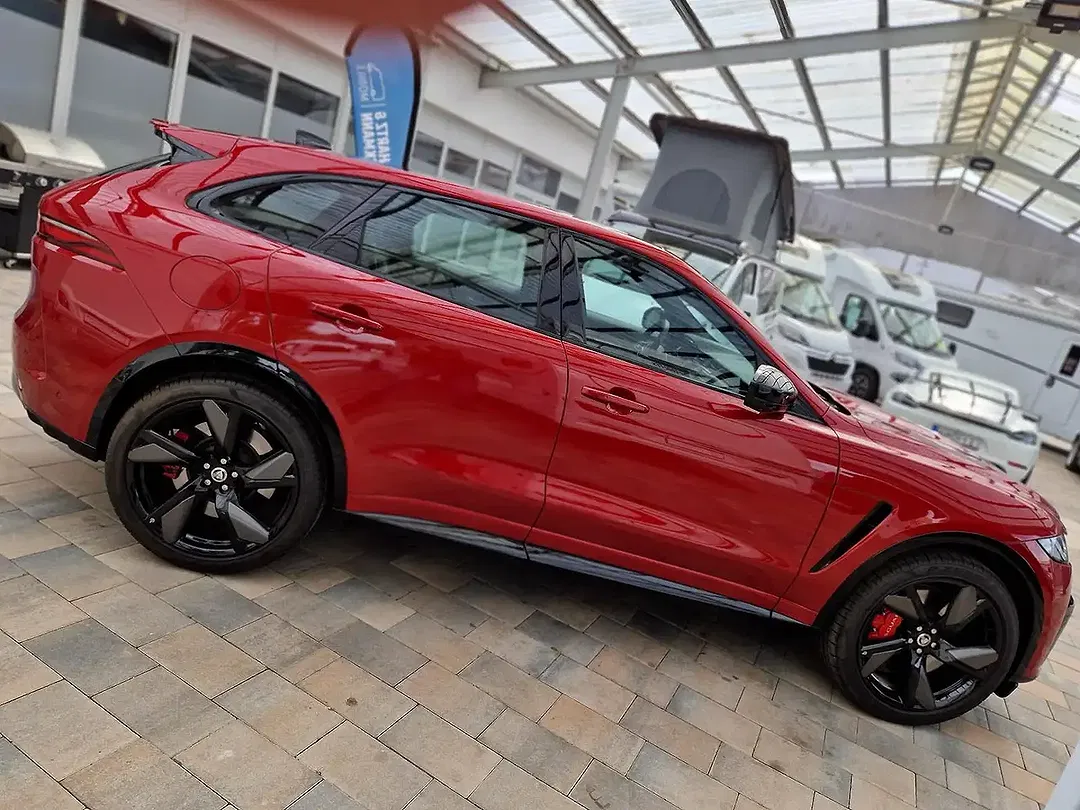 Jaguar F-Pace - Thumbnail 7