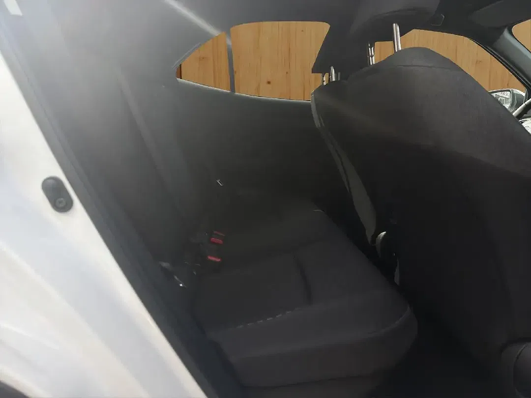 Toyota Yaris Cross - Thumbnail 10