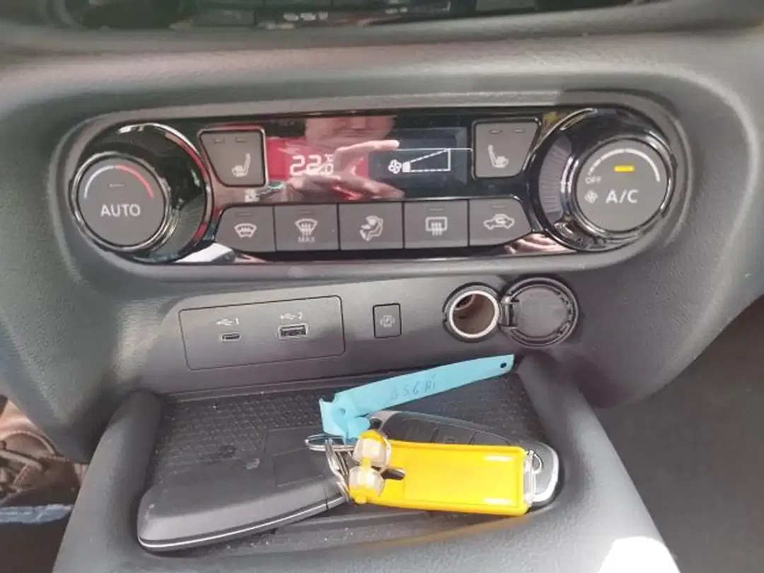 Nissan Juke - Thumbnail 11