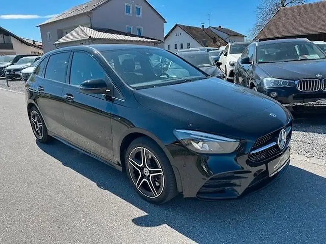 Mercedes-Benz B 250 Edition AMG Line - foto 1