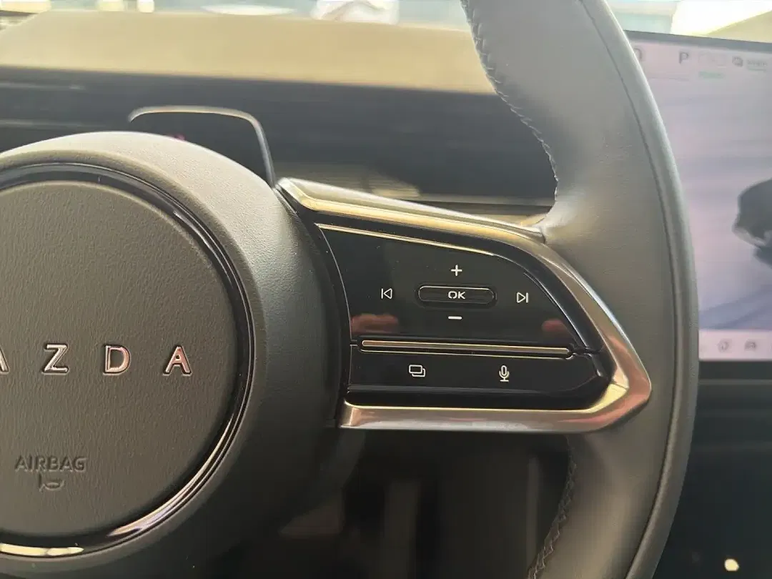 Mazda CX-6e - Thumbnail 14