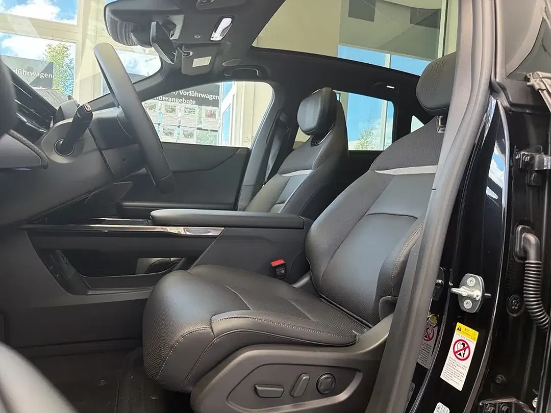 Mazda CX-6e - Thumbnail 16
