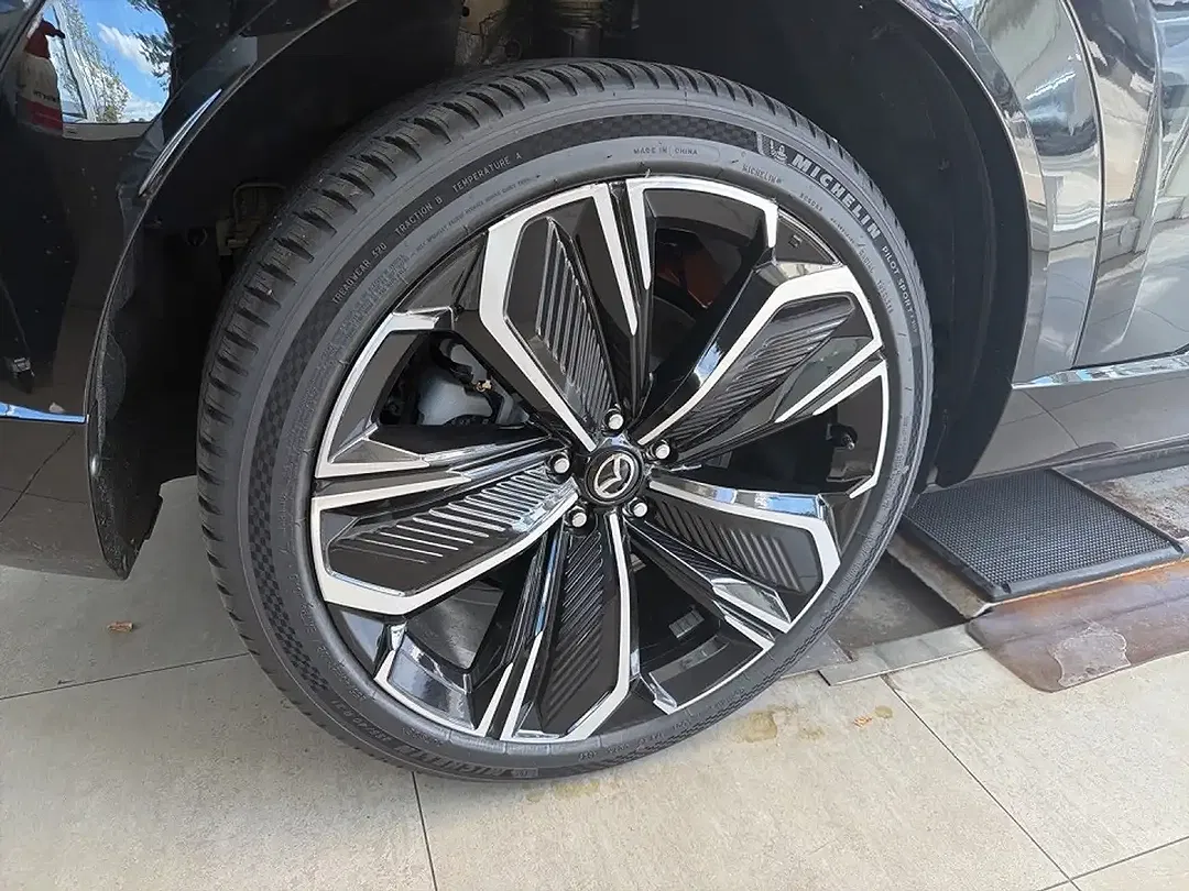 Mazda CX-6e - Thumbnail 21