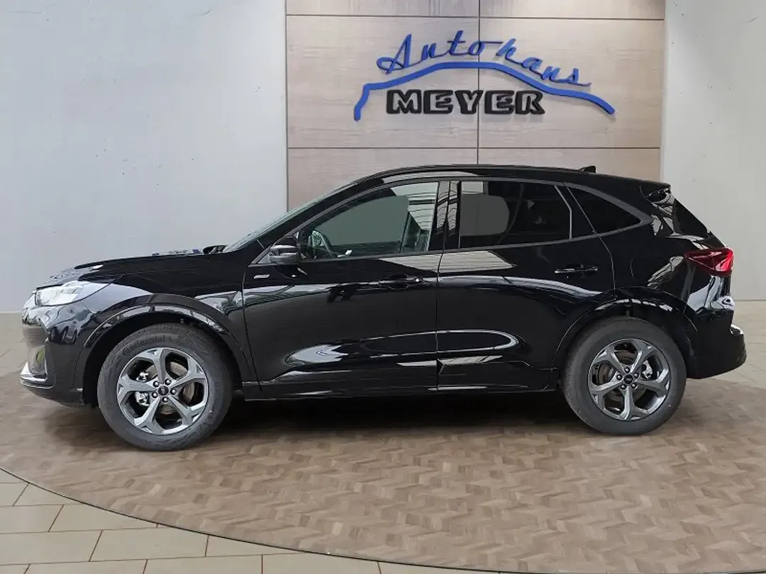 Ford Kuga - Thumbnail 2