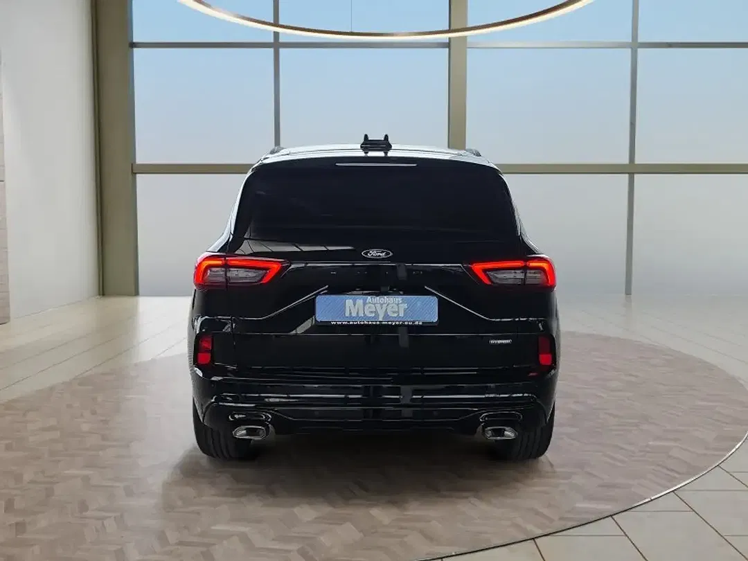 Ford Kuga - Thumbnail 4