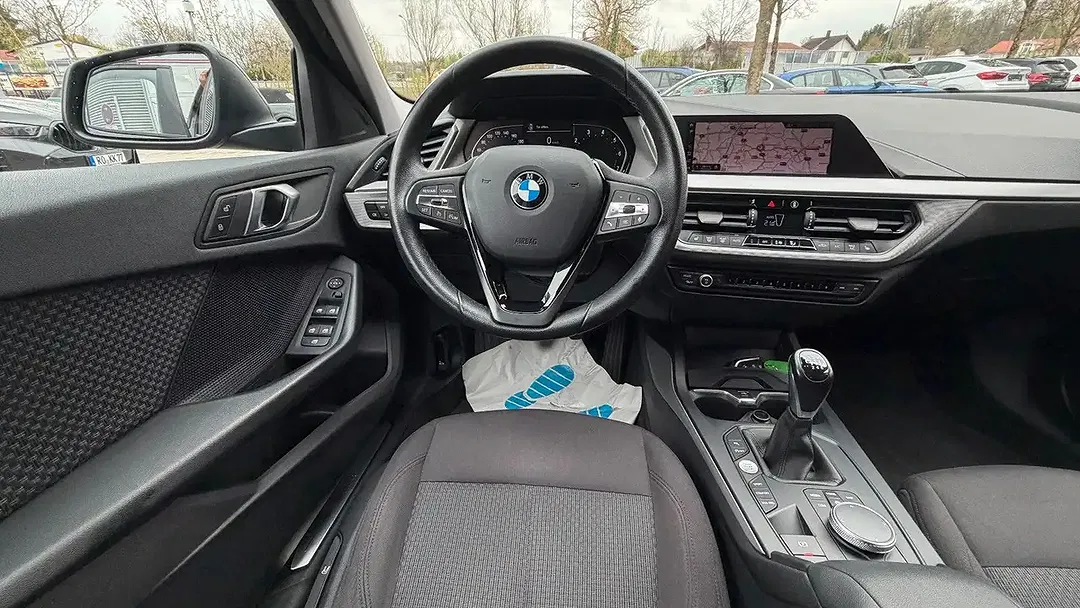 BMW 118 - Thumbnail 14