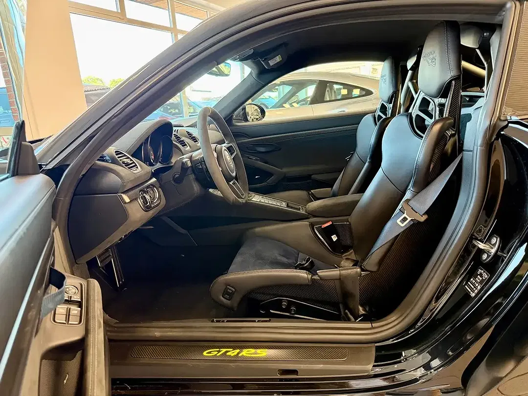 Porsche Cayman - Thumbnail 11