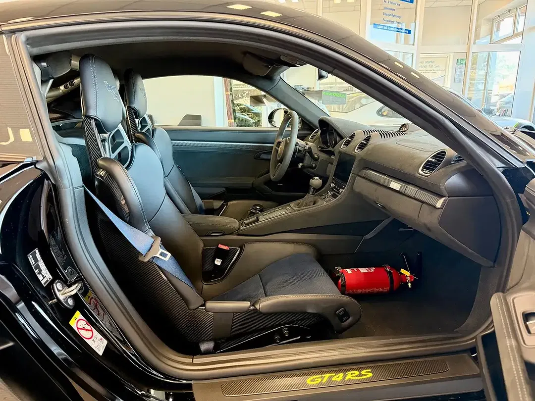 Porsche Cayman - Thumbnail 12