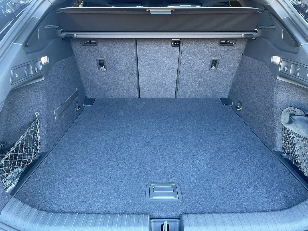 Audi S6 e-tron quattro Avant - foto 15